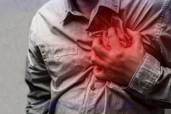 What Causes Chest Pain After Vomiting